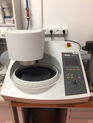 Leštička/bruska STRUERS Tegramin 25