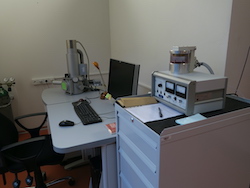 Elektronový mikroskop Tescan Vega 3